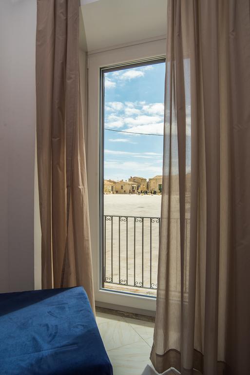 Un Affaccio Sul Borgo Apartment Marzamemi Bagian luar foto